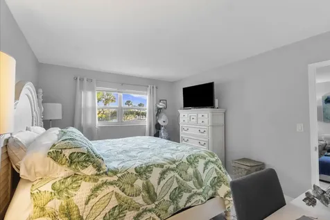 2350 Ne 14th Street Causeway Pompano Beach FL 33062