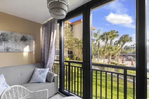 2350 Ne 14th Street Causeway Pompano Beach FL 33062