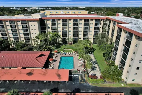 2350 Ne 14th Street Causeway Pompano Beach FL 33062