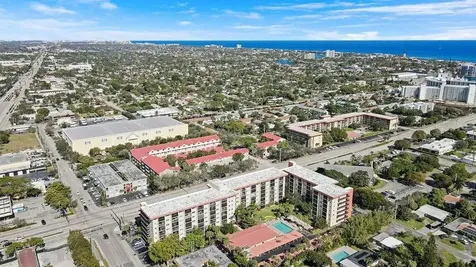 2350 Ne 14th Street Causeway Pompano Beach FL 33062