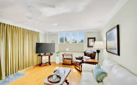 125 S Ocean Avenue Palm Beach Shores FL 33404