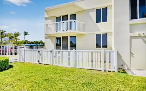125 S Ocean Avenue Palm Beach Shores FL 33404