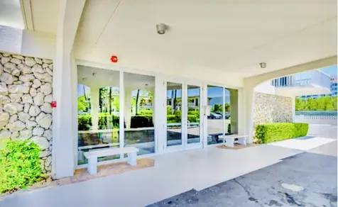 125 S Ocean Avenue Palm Beach Shores FL 33404