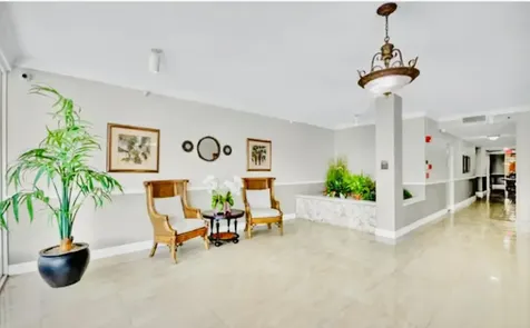 125 S Ocean Avenue Palm Beach Shores FL 33404
