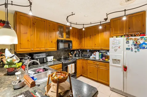 7651 NW 74th Avenue Tamarac FL 33321