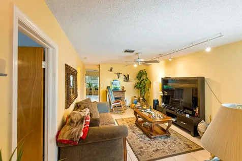 7651 NW 74th Avenue Tamarac FL 33321