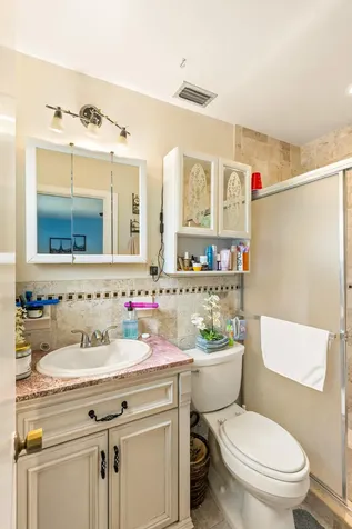 7651 NW 74th Avenue Tamarac FL 33321