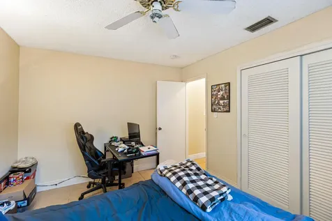 7651 NW 74th Avenue Tamarac FL 33321