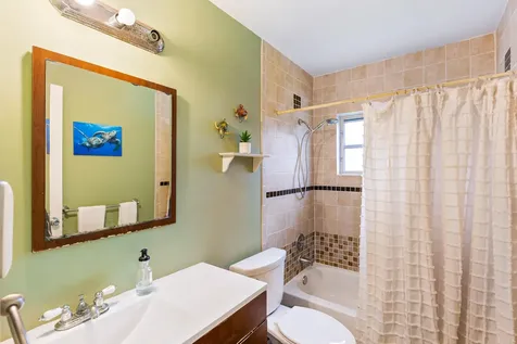 7651 NW 74th Avenue Tamarac FL 33321