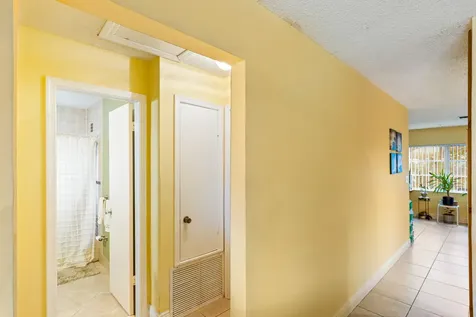 7651 NW 74th Avenue Tamarac FL 33321