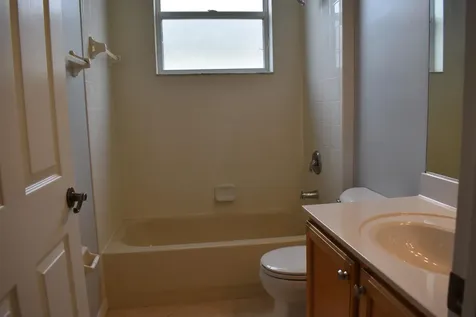 379 SW Lake Forest Way Port Saint Lucie FL 34986