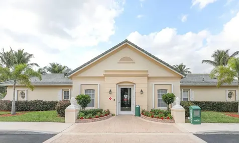 379 SW Lake Forest Way Port Saint Lucie FL 34986