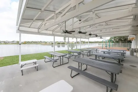 379 SW Lake Forest Way Port Saint Lucie FL 34986