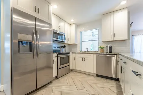 548 Nw 45th Drive Delray Beach FL 33445