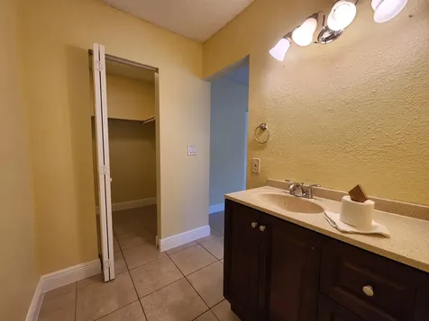 4471 SW 54th Court Dania Beach FL 33004