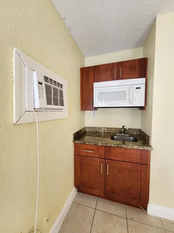 4471 SW 54th Court Dania Beach FL 33004