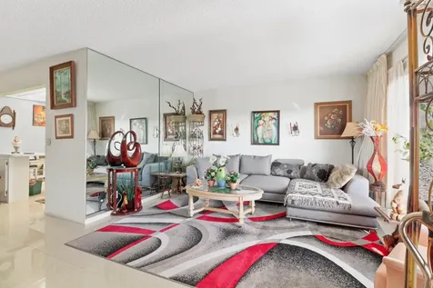 307 Wellington A West Palm Beach FL 33417