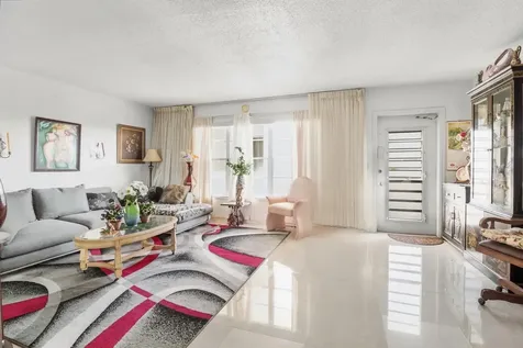 307 Wellington A West Palm Beach FL 33417