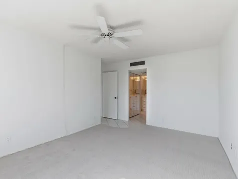 2580 Boundbrook Boulevard Palm Springs FL 33406