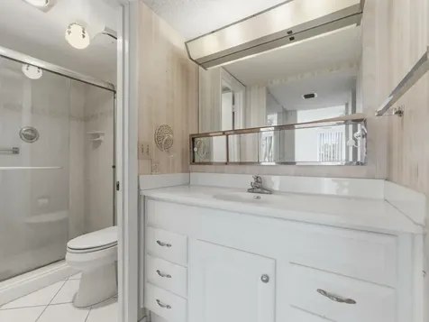 2580 Boundbrook Boulevard Palm Springs FL 33406