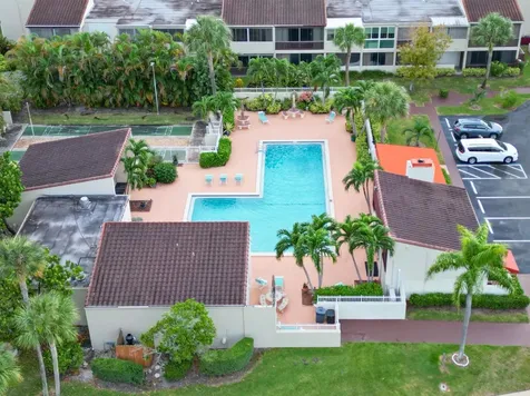 2580 Boundbrook Boulevard Palm Springs FL 33406