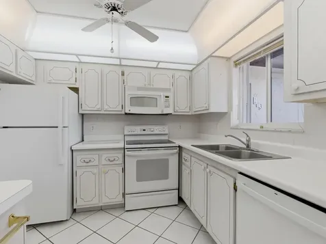 2580 Boundbrook Boulevard Palm Springs FL 33406