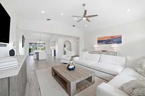 2281 SE 11th Street Pompano Beach FL 33062
