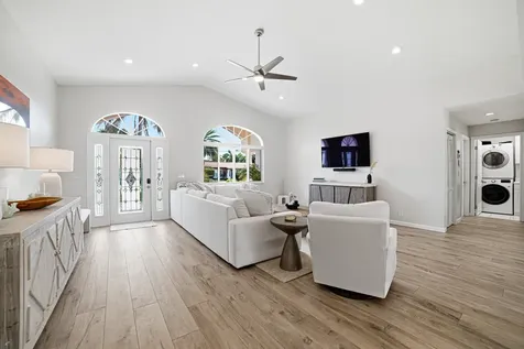 2281 SE 11th Street Pompano Beach FL 33062
