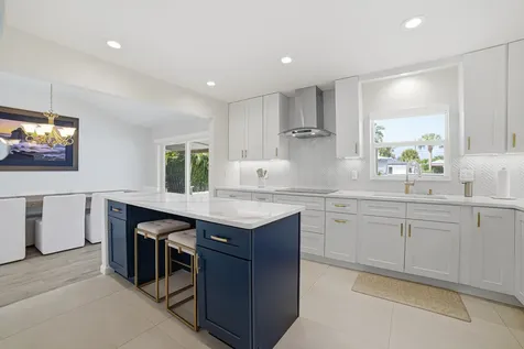 2281 SE 11th Street Pompano Beach FL 33062