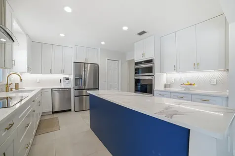 2281 SE 11th Street Pompano Beach FL 33062