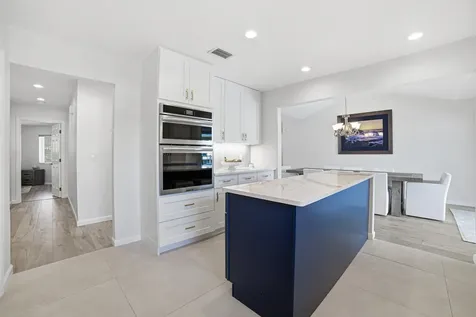 2281 SE 11th Street Pompano Beach FL 33062