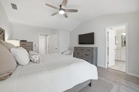 2281 SE 11th Street Pompano Beach FL 33062