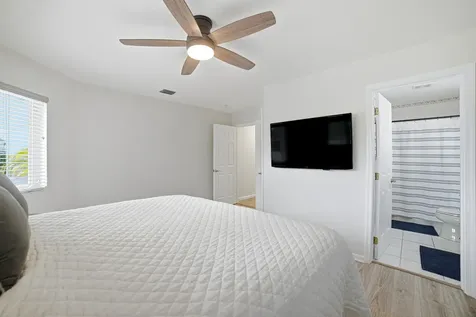 2281 SE 11th Street Pompano Beach FL 33062