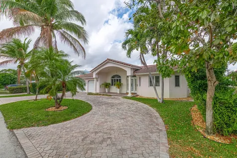 2281 SE 11th Street Pompano Beach FL 33062