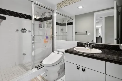 3000 Holiday Drive Fort Lauderdale FL 33316
