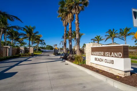 405 Strand Drive Melbourne Beach FL 32951