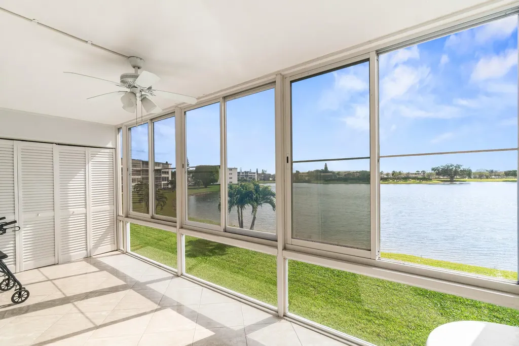 2056 Exeter D Boca Raton FL 33434