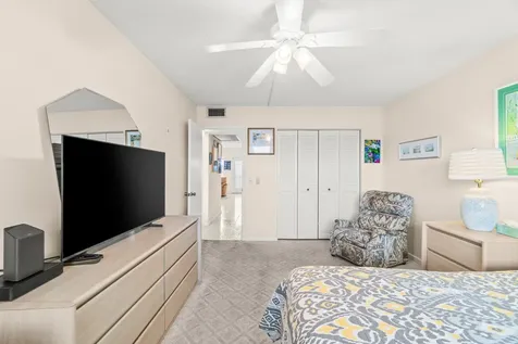 2056 Exeter D Boca Raton FL 33434