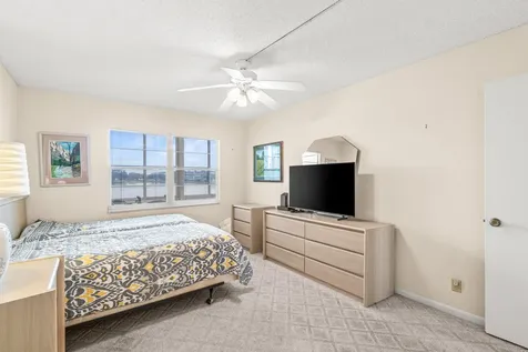 2056 Exeter D Boca Raton FL 33434
