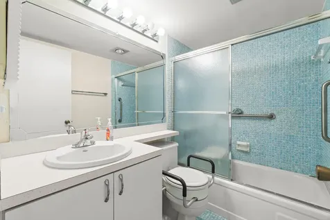 2056 Exeter D Boca Raton FL 33434