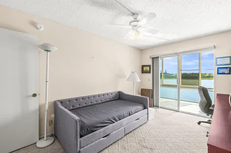 2056 Exeter D Boca Raton FL 33434