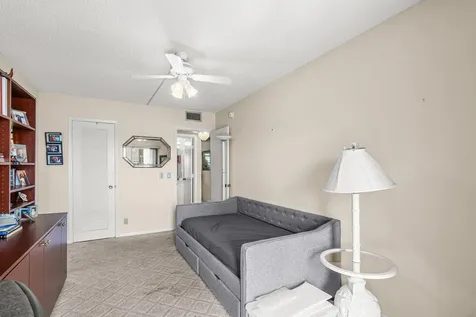 2056 Exeter D Boca Raton FL 33434
