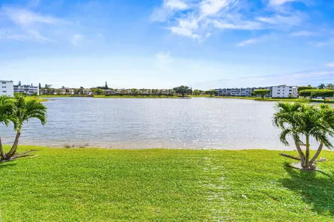 2056 Exeter D Boca Raton FL 33434