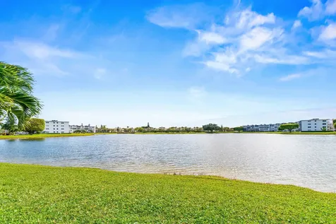 2056 Exeter D Boca Raton FL 33434