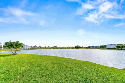 2056 Exeter D Boca Raton FL 33434