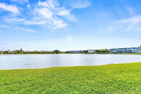 2056 Exeter D Boca Raton FL 33434
