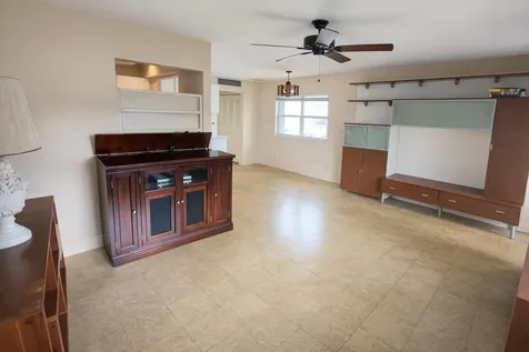 35 Waterford B Delray Beach FL 33446