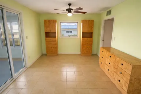 35 Waterford B Delray Beach FL 33446