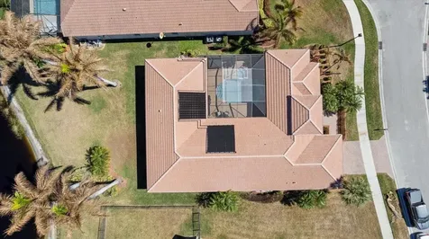 814 Sw Saint Julien Court Port Saint Lucie FL 34986