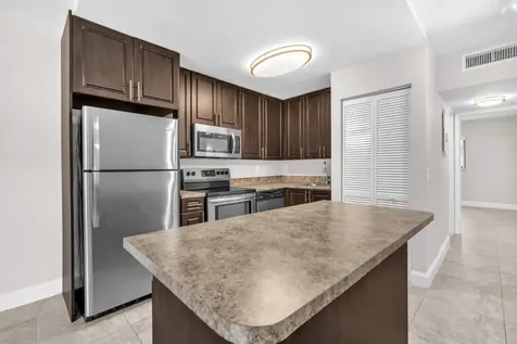 559 NE 44th Street Boca Raton FL 33431